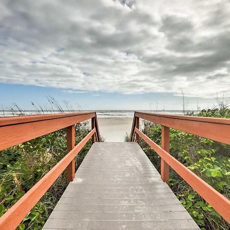 Oceanfront Cocoa Beach Condo With View Walk To Pier Kültér fotó