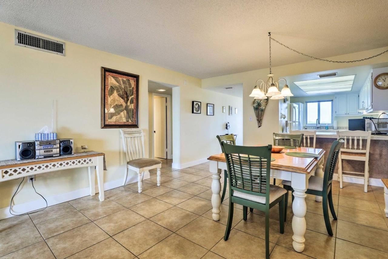 Oceanfront Cocoa Beach Condo With View Walk To Pier Kültér fotó