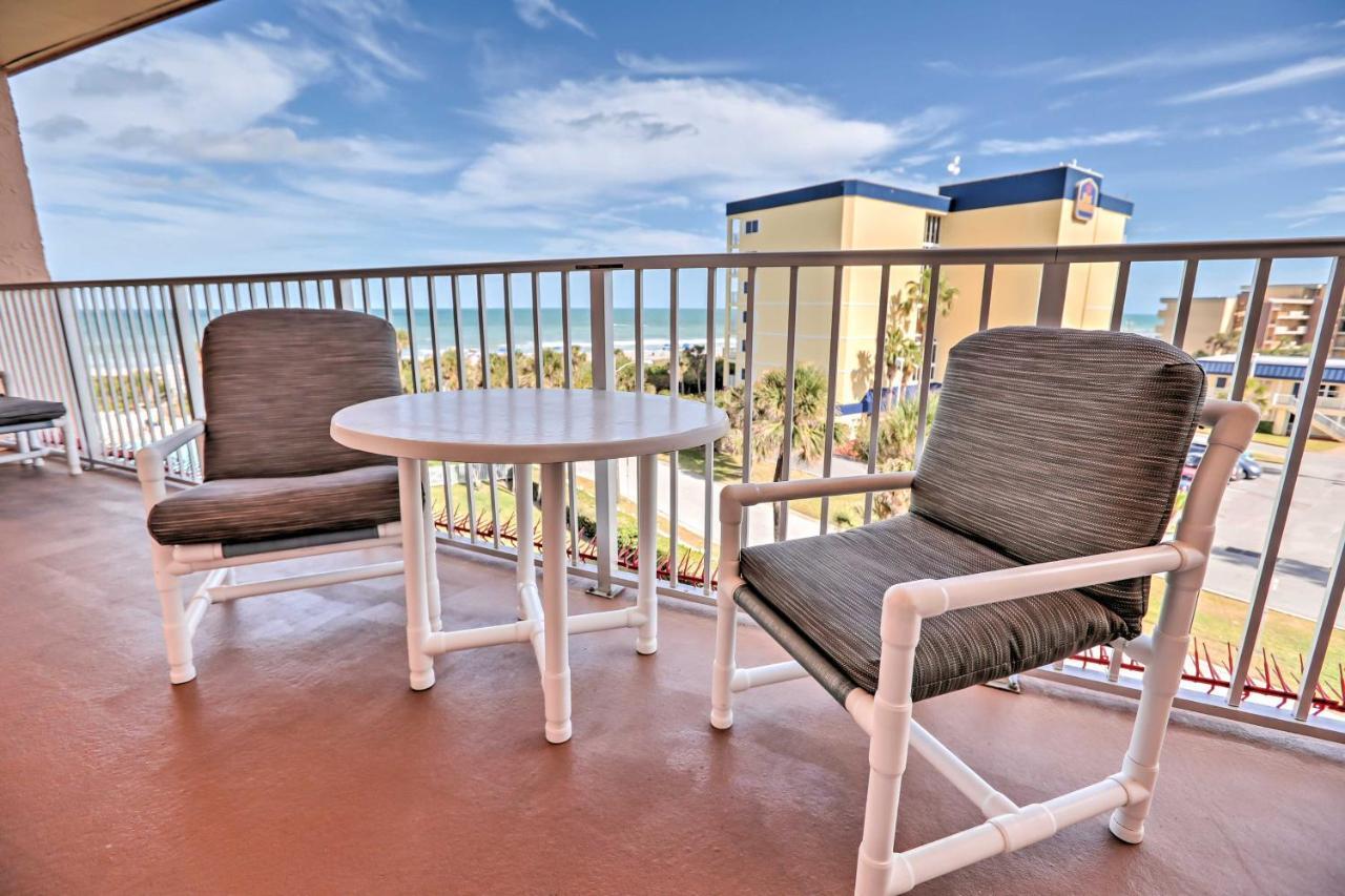 Oceanfront Cocoa Beach Condo With View Walk To Pier Kültér fotó